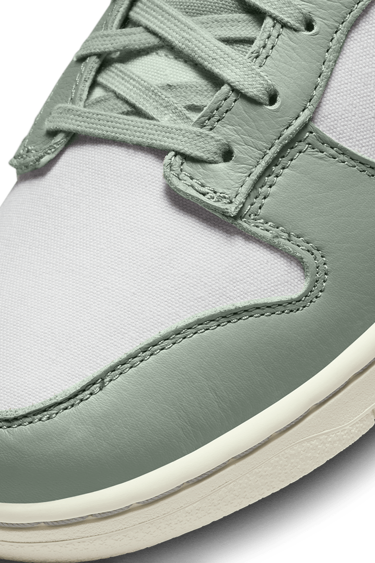 Dunk Low „Mica Green” (DV7212-300)