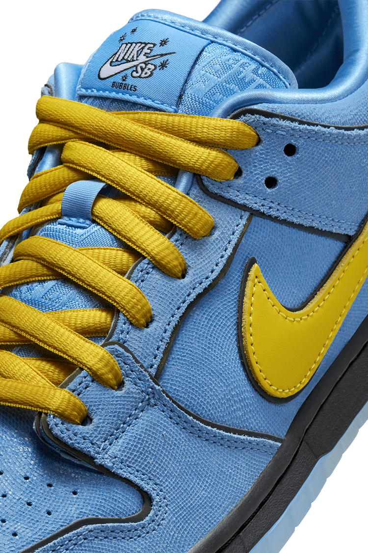 Nike sb blue and yellow hotsell