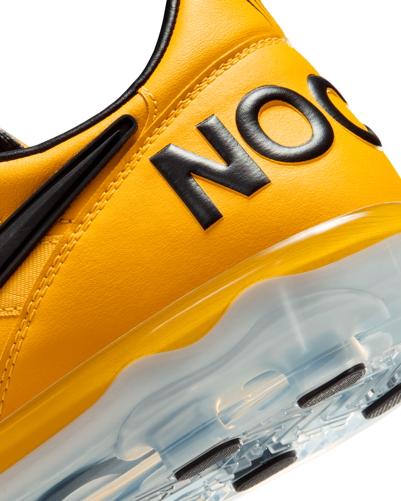 วันเปิดตัว Cryoshot Tiempo '94 x Canada x NOCTA "University Gold and White" (IM0703-700)