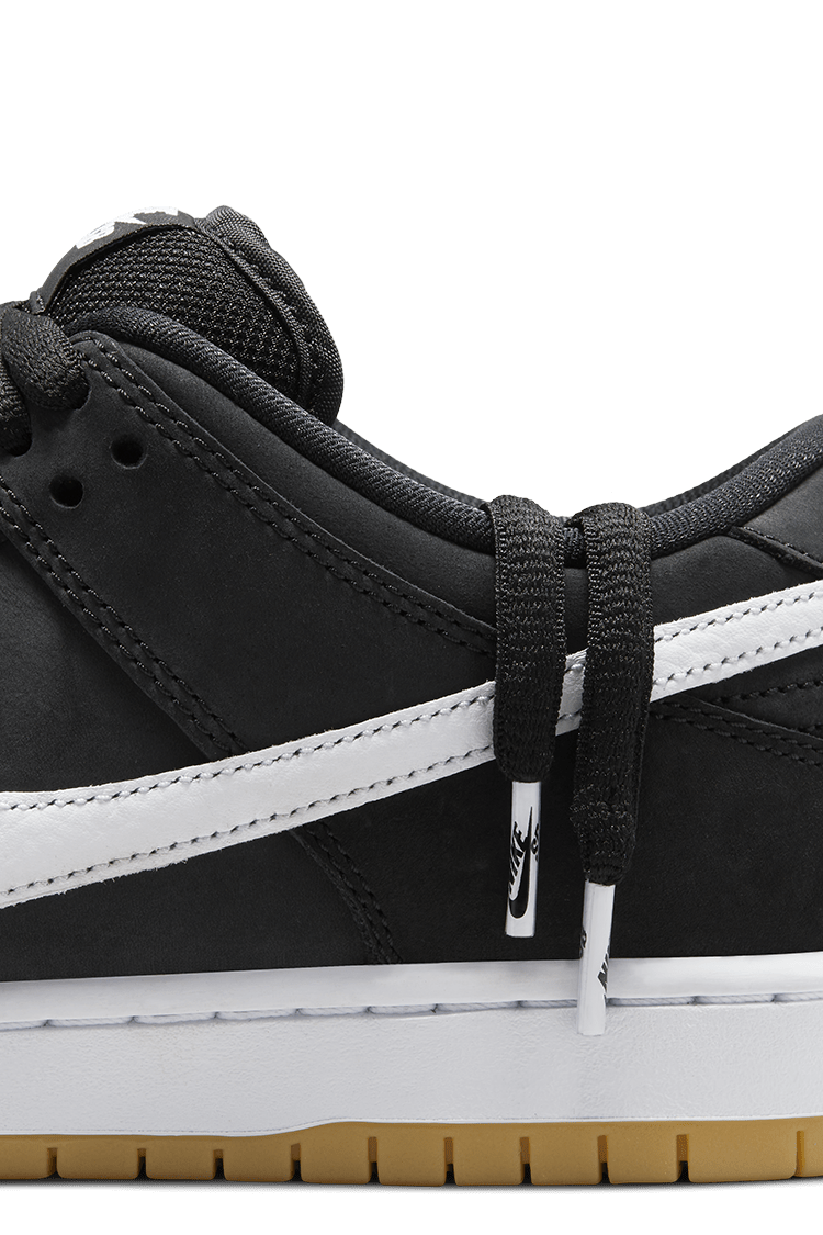 Lanseringsdato for Nike SB Dunk Low «Black and Gum Light Brown» (CD2563-006)