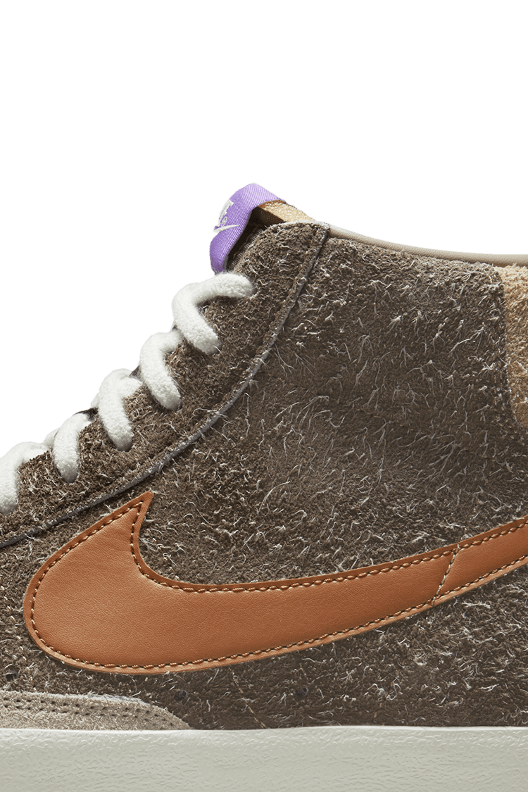 Blazer Mid '77 Premium 'Dark Chocolate' Release Date