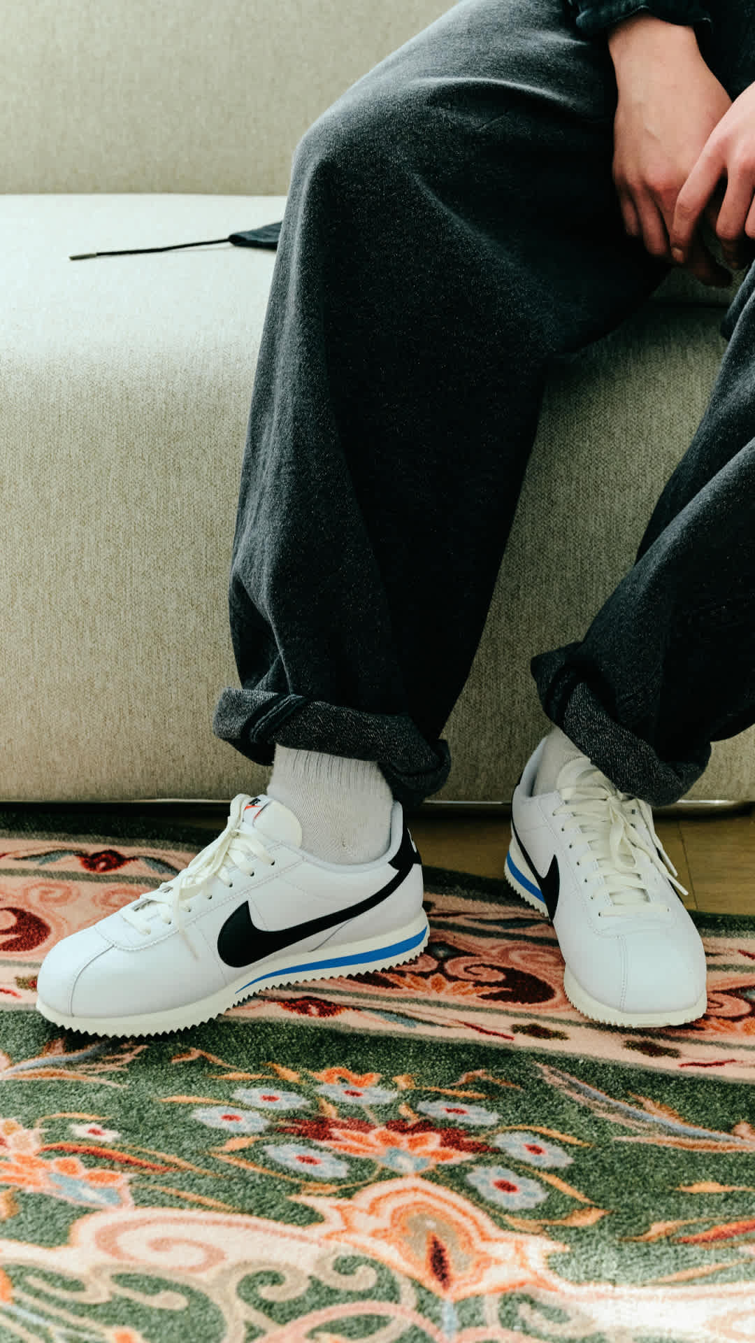 SNKRS Style: Cortez