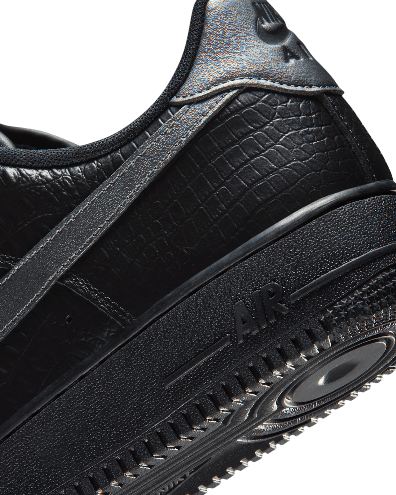 【NIKE公式】エア フォース 1 '07 'Black and Metallic Dark Grey' (IV6306-010) 発売日