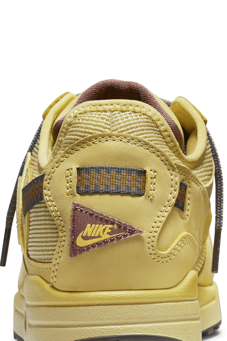 Air Max 1 x CACT.US CORP "CACT.US Gold" (DO9392-700) Lansman Tarihi