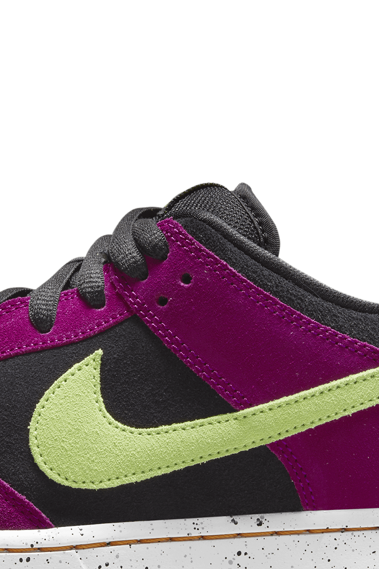 Releasedatum för SB Dunk Low Pro "Red Plum"