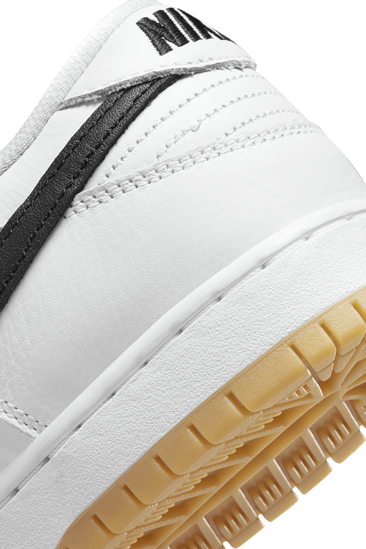 Data de llançament de les Nike SB Dunk Low "White and Gum Light Brown" (CD2563-101)