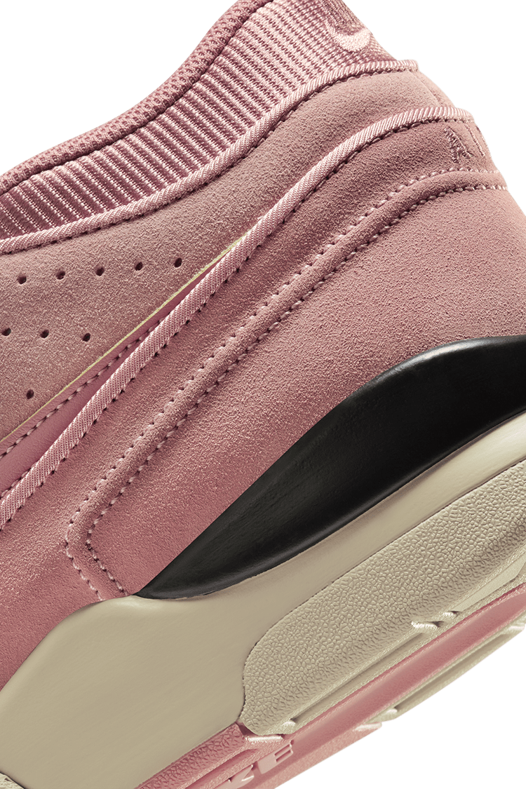 วันเปิดตัว AAF88 "Red Stardust" (FJ4184-600)