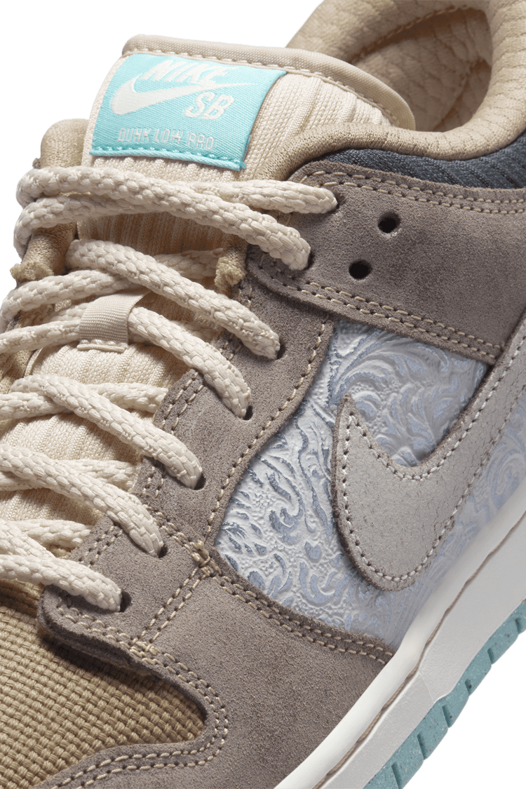 Nike SB Dunk Low Pro 'Big Money Savings' (FZ3129-200) release date. Nike  SNKRS