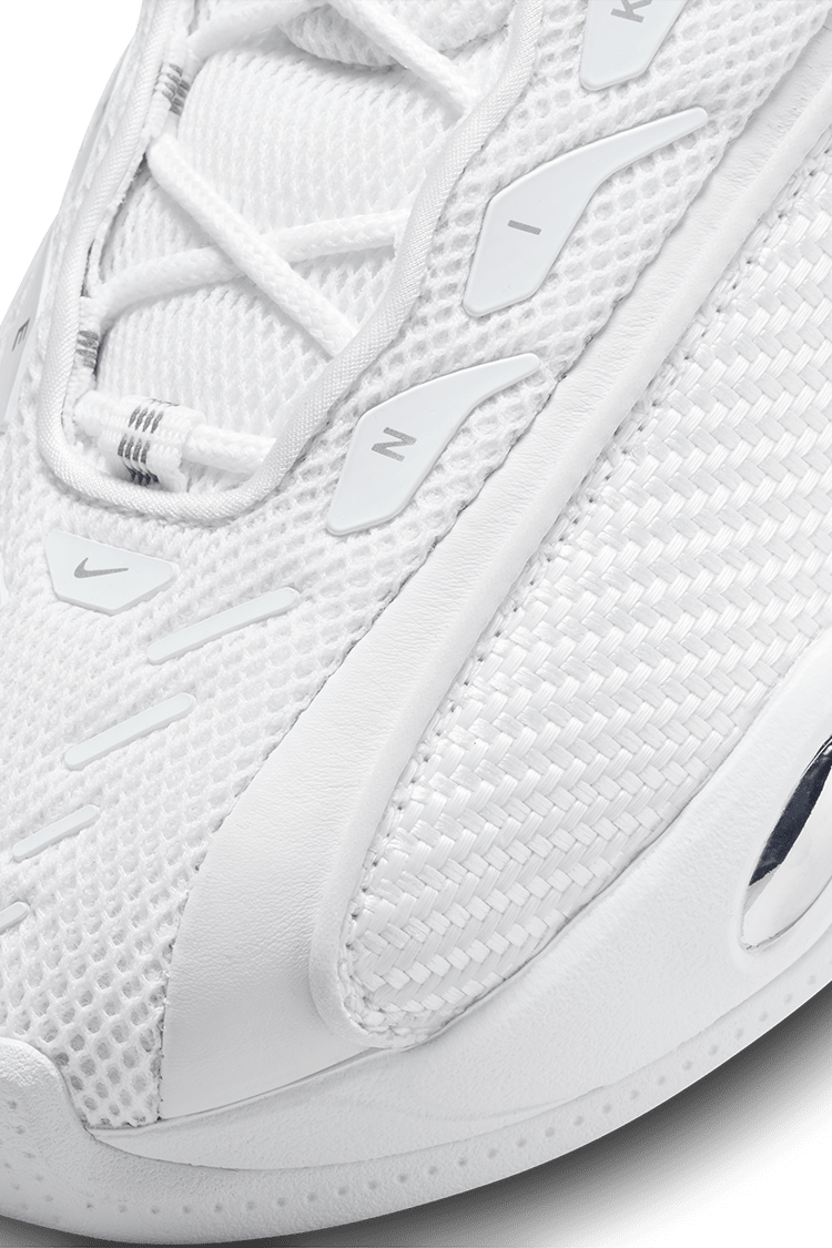 Fecha de lanzamiento del NOCTA Glide "Triple White" (DM0879-100) 