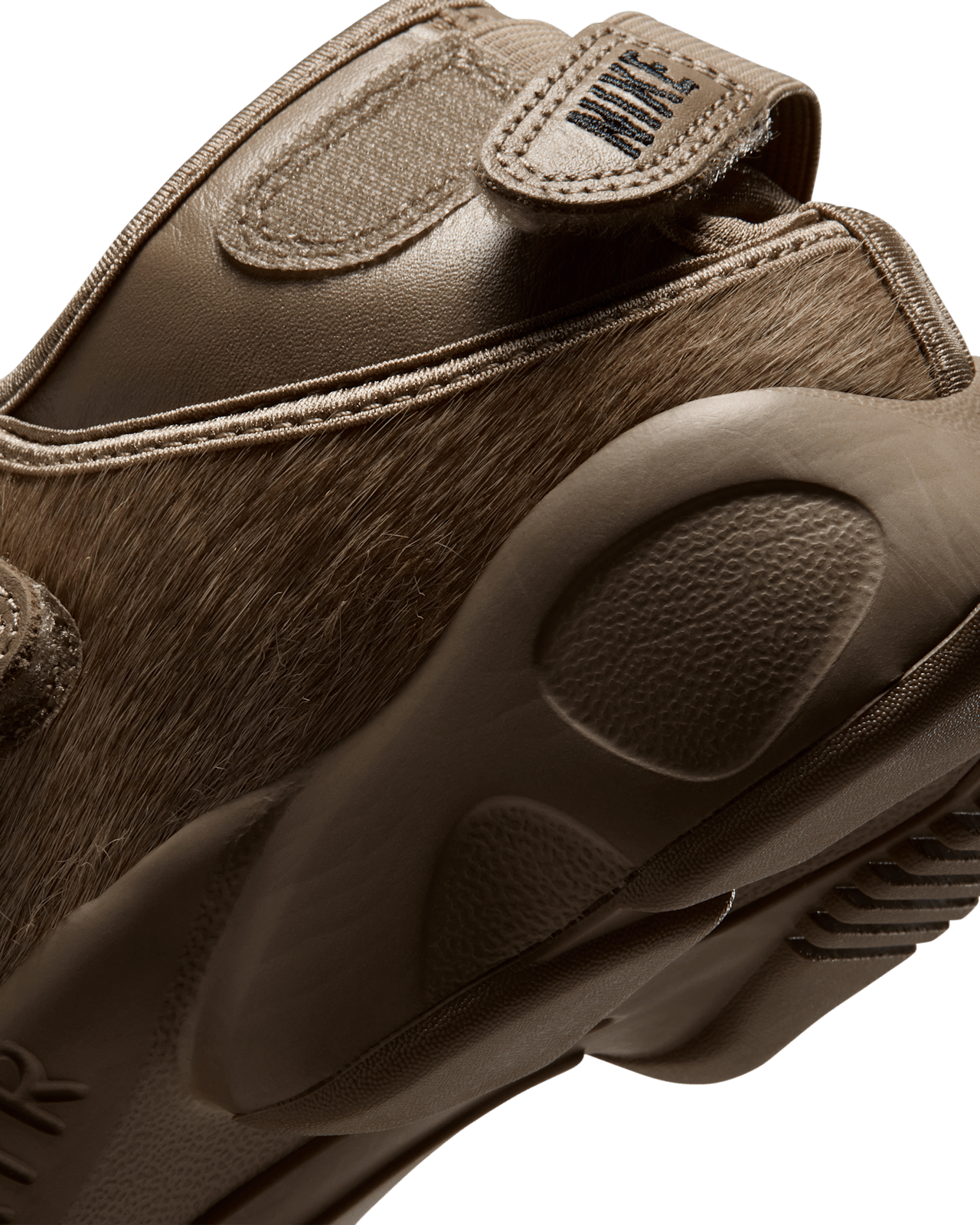 【NIKE公式】レディース エア リフト 'Dark Driftwood' (IO4884-200) 発売日