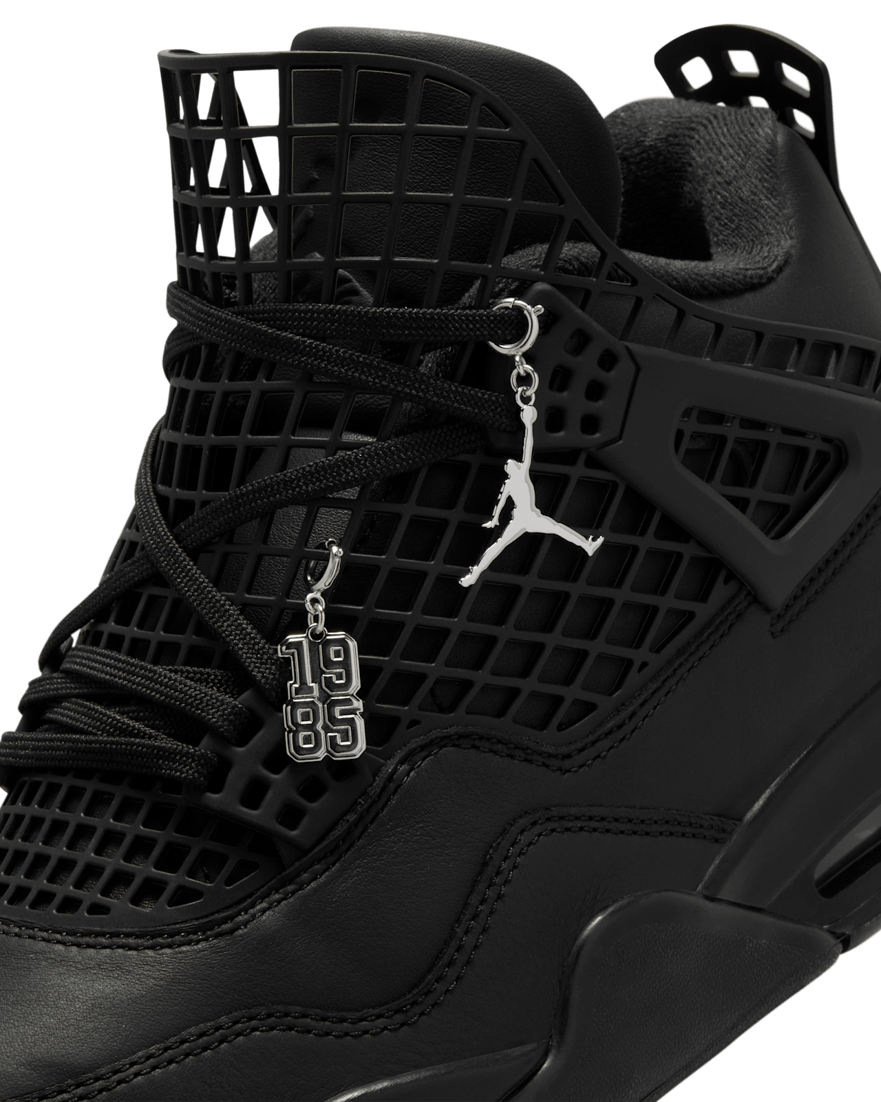 Fecha de lanzamiento de los Air Jordan 4 Net "Black" para mujer (FN7251-001) 