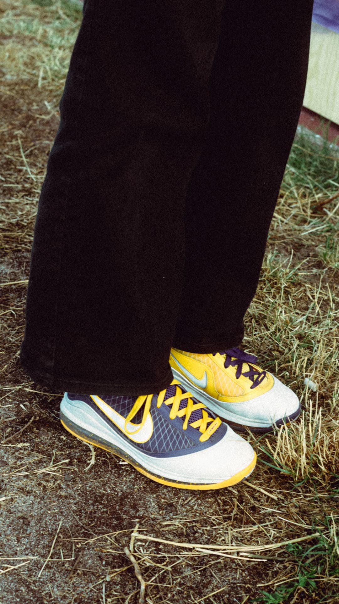 【NIKE公式】Street SNKRS：セントラル