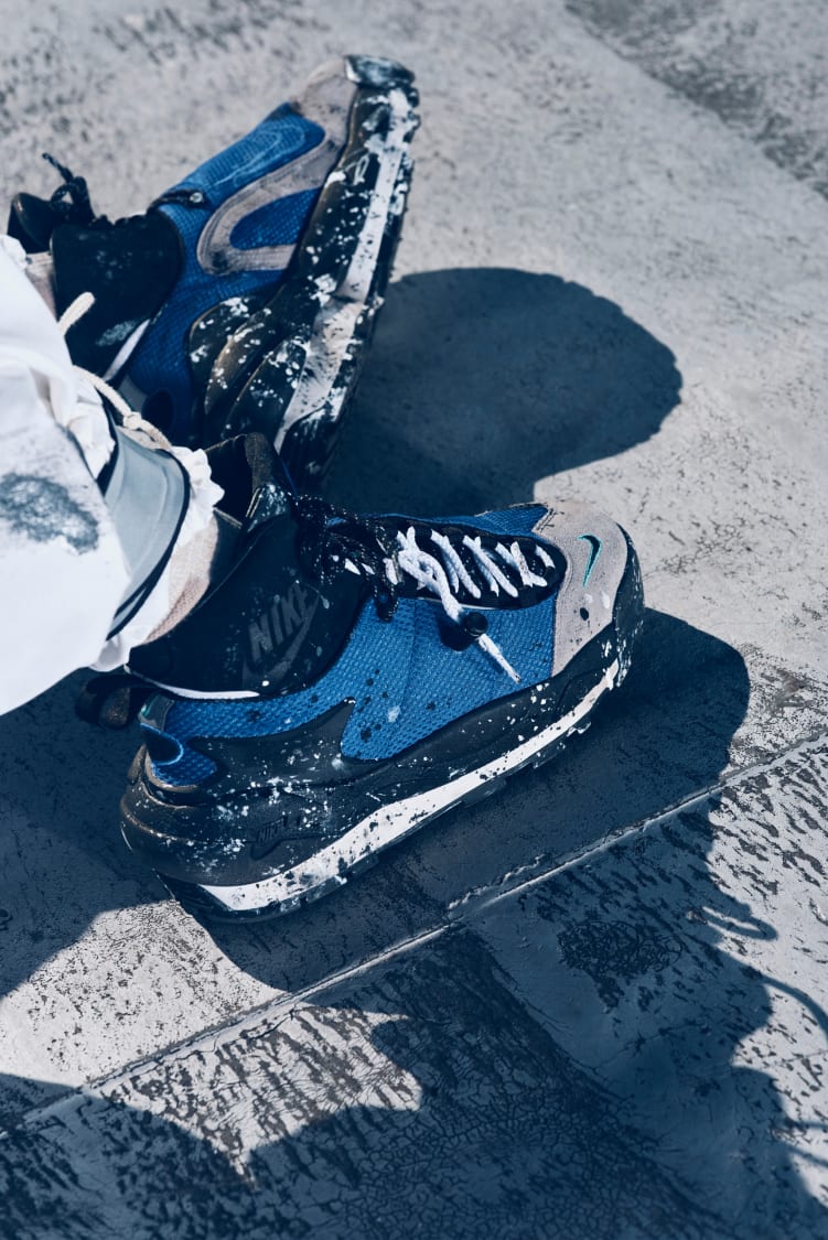 วันเปิดตัว Magmascape x sacai "Varsity Royal" (FN0563-400)