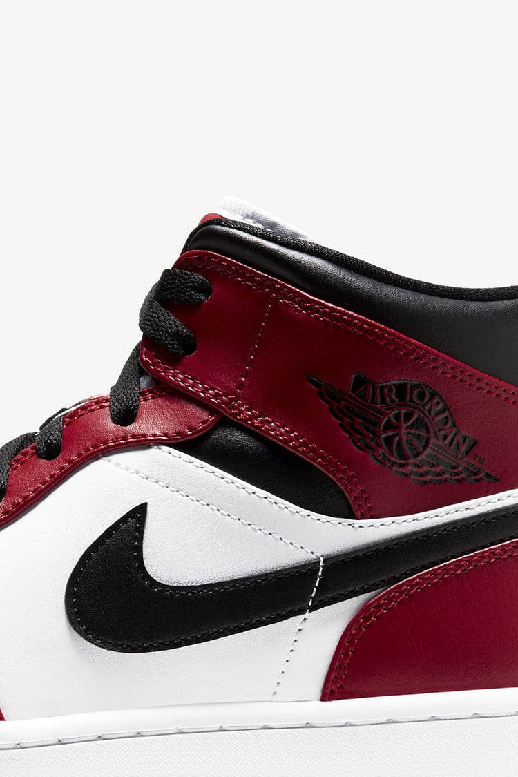 Air Jordan 1 Mid 'Gym Red' Release Date