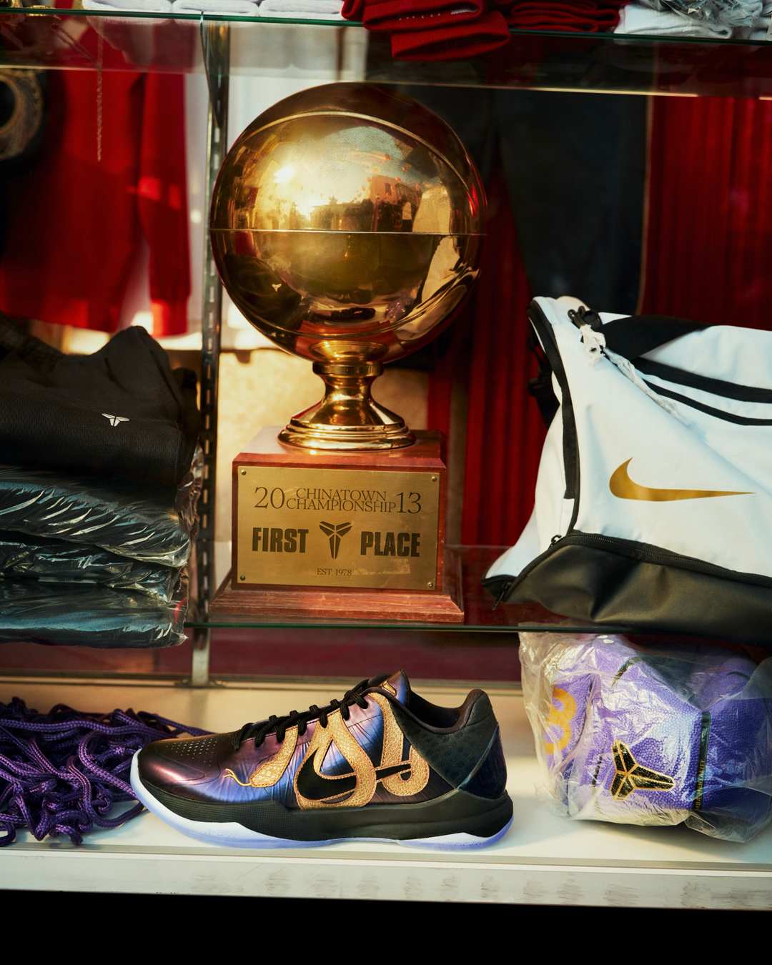 Date de sortie de la Kobe V Protro « Year of the Mamba » « Eggplant » (IB4481-500)