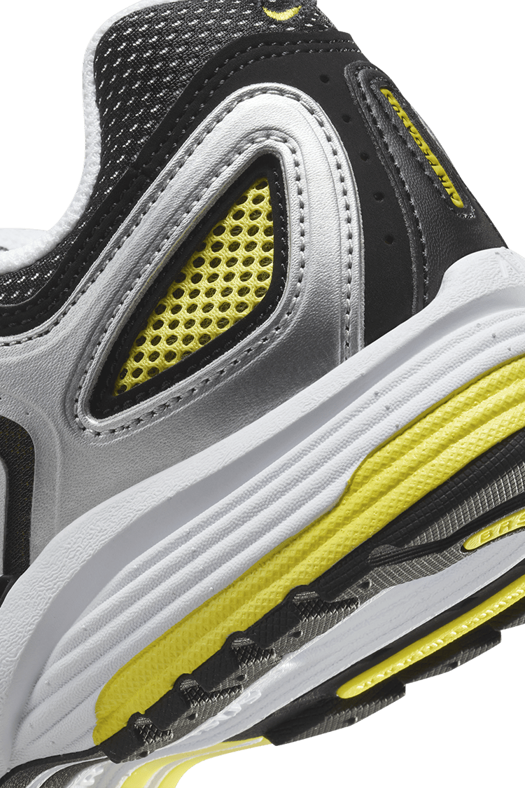 วันเปิดตัว Air Pegasus 2005 "Metallic Silver and Opti Yellow" ผู้หญิง (HQ5718-100)