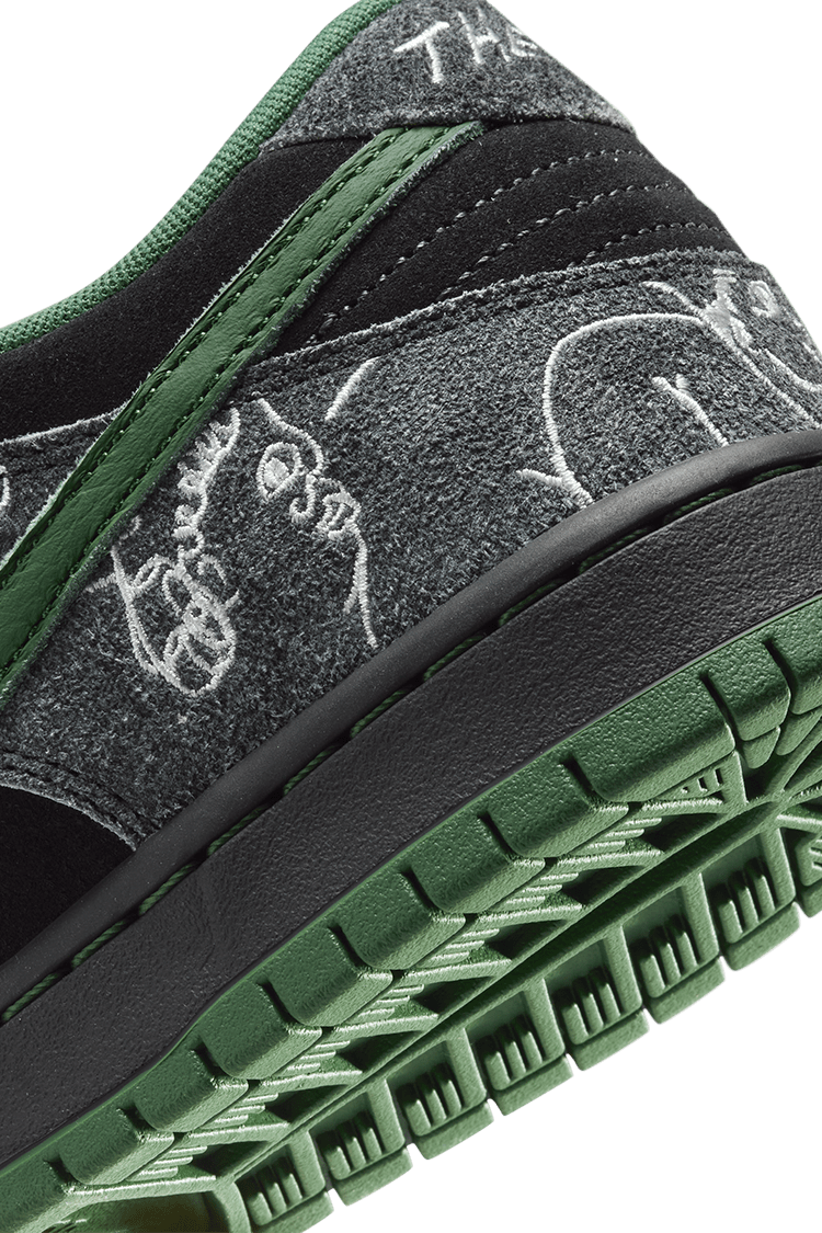 Fecha de lanzamiento de las Nike SB Dunk Low Pro x There "Anthracite and Gorge Green" (HF7743-001)