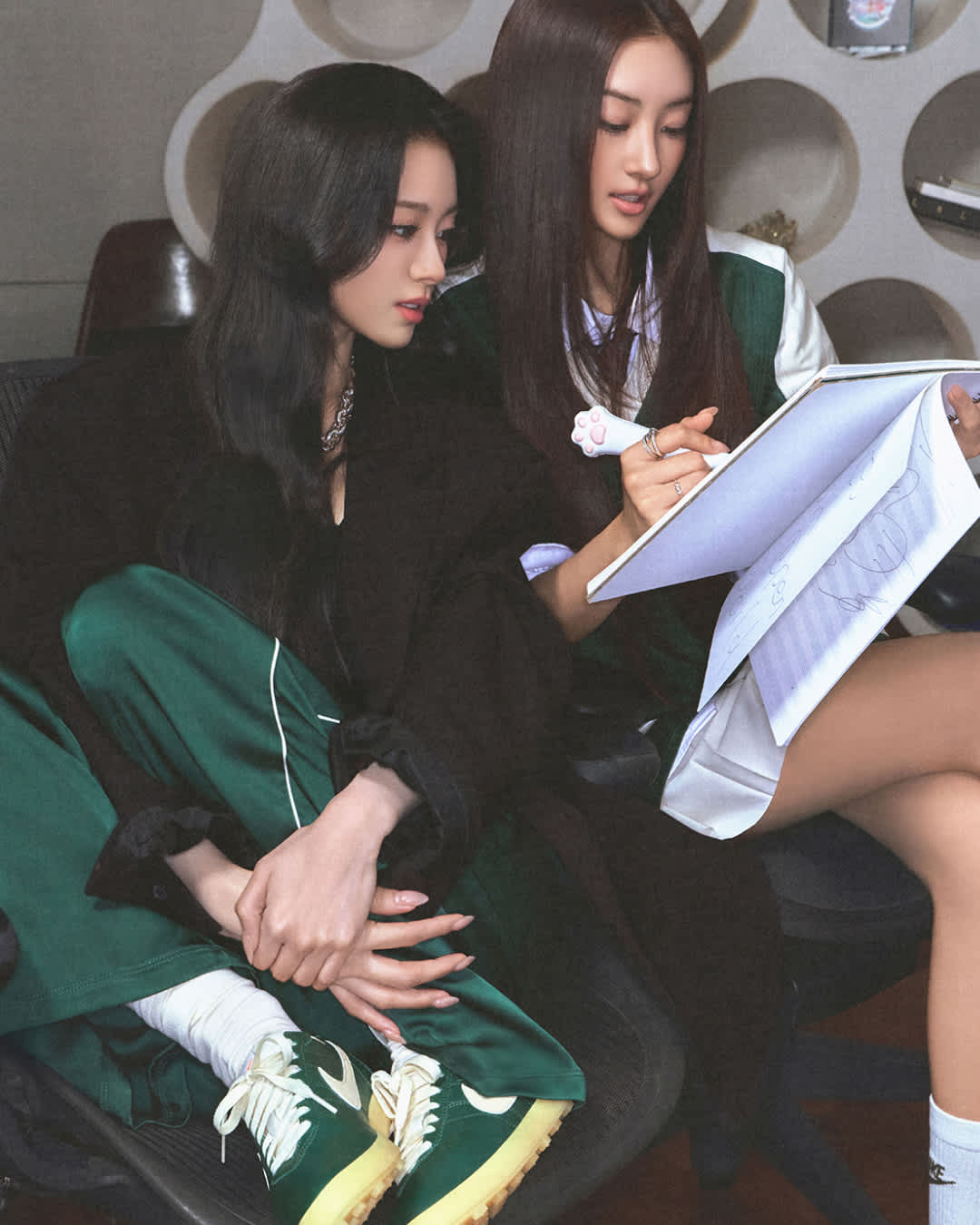 아스트로그래버 'Pecan and Tough Red'(IO9281-201) 출시일 