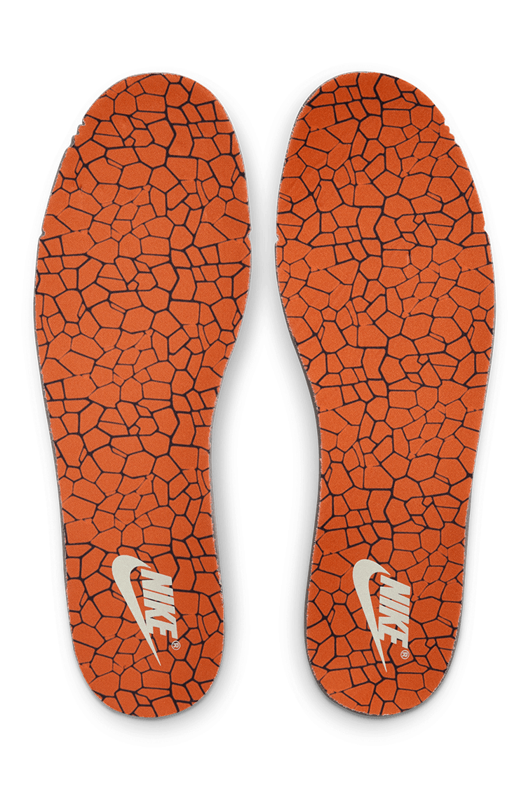 Fecha de lanzamiento del Dunk Low "Total Orange" para mujer (FN7773-001)