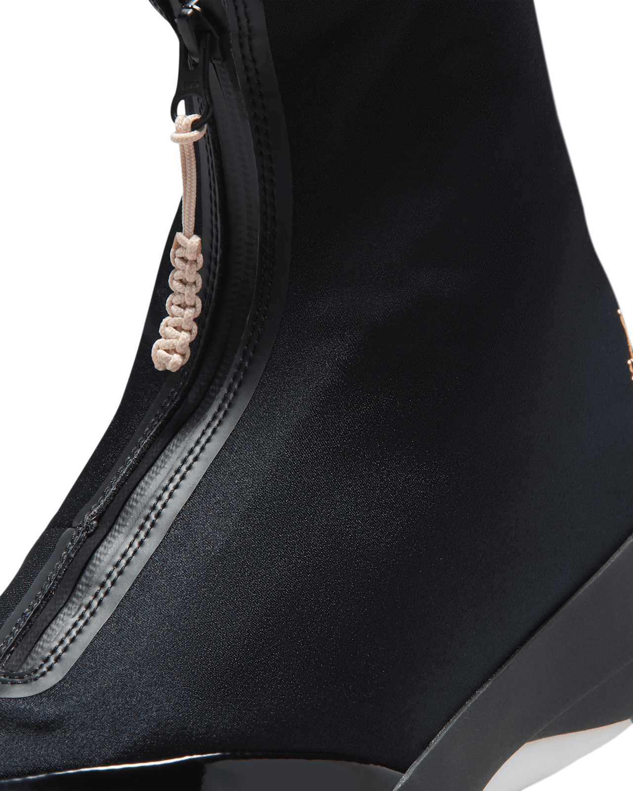 Air Jordan 4028 'Black and Metallic Gold' (IR2085-001) Release Date