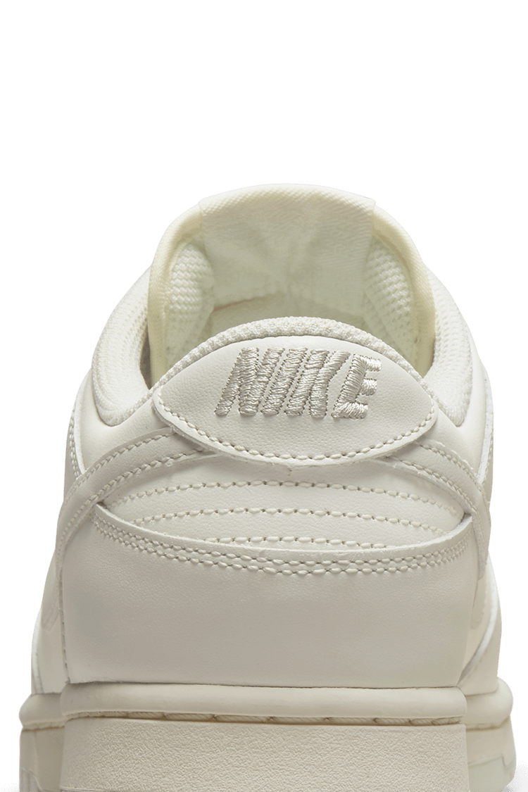 Women's Dunk Low 'Light Bone' Release Date