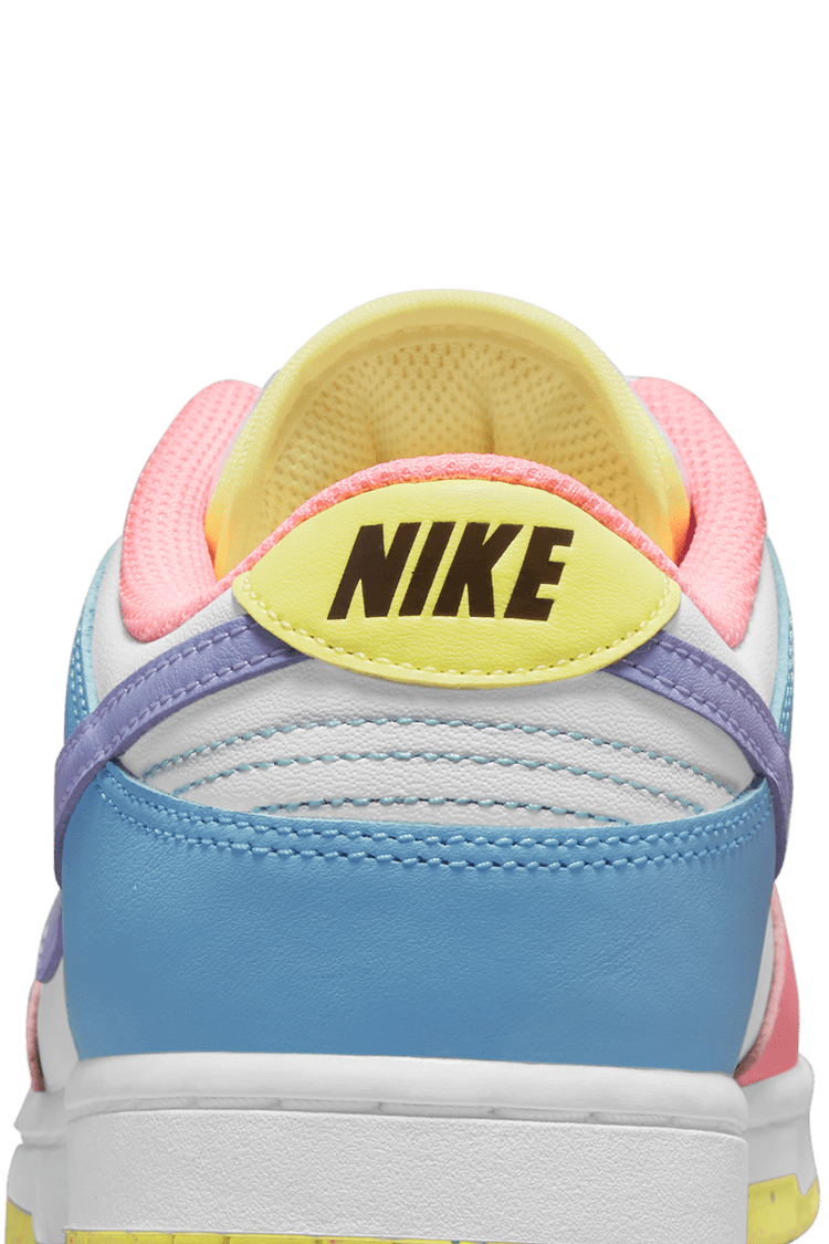วันเปิดตัว Dunk Low “Candy” ผู้หญิง