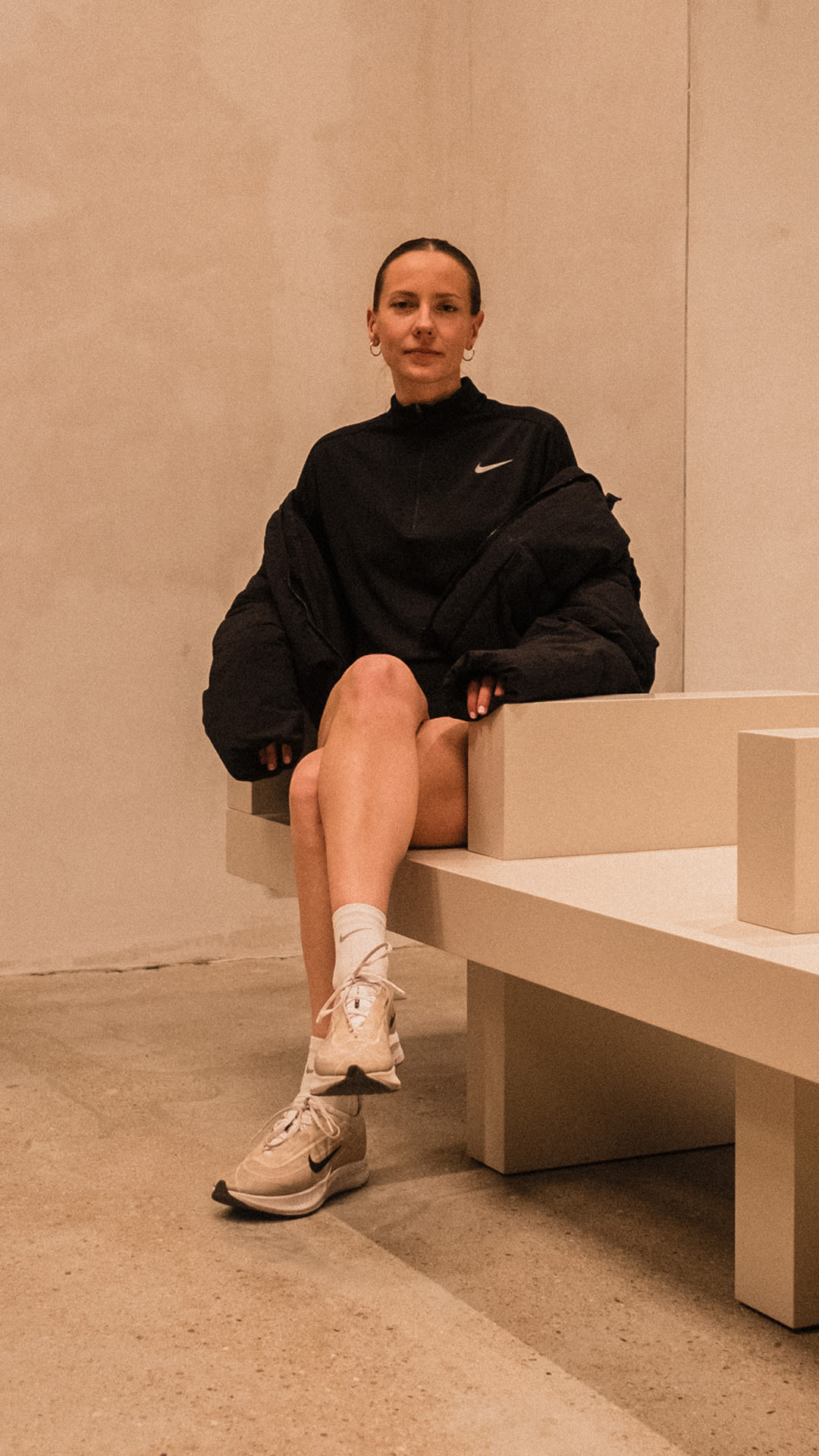 Street SNKRS: Nike x Patta Running Team: Crew Love.