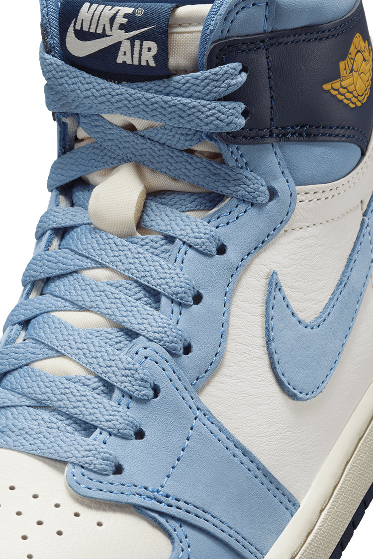 วันเปิดตัว Air Jordan 1 High OG "First in Flight" (FD2596-400)