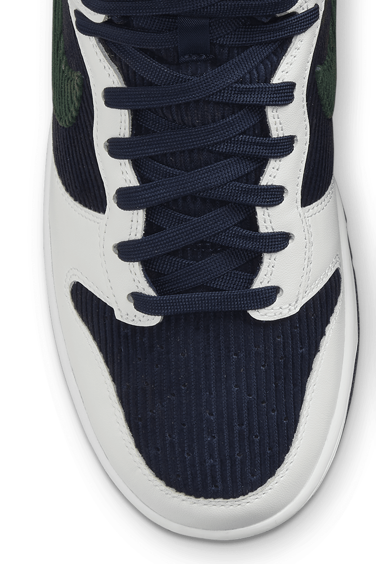 Fecha de lanzamiento del Dunk High EMB "College Navy'"