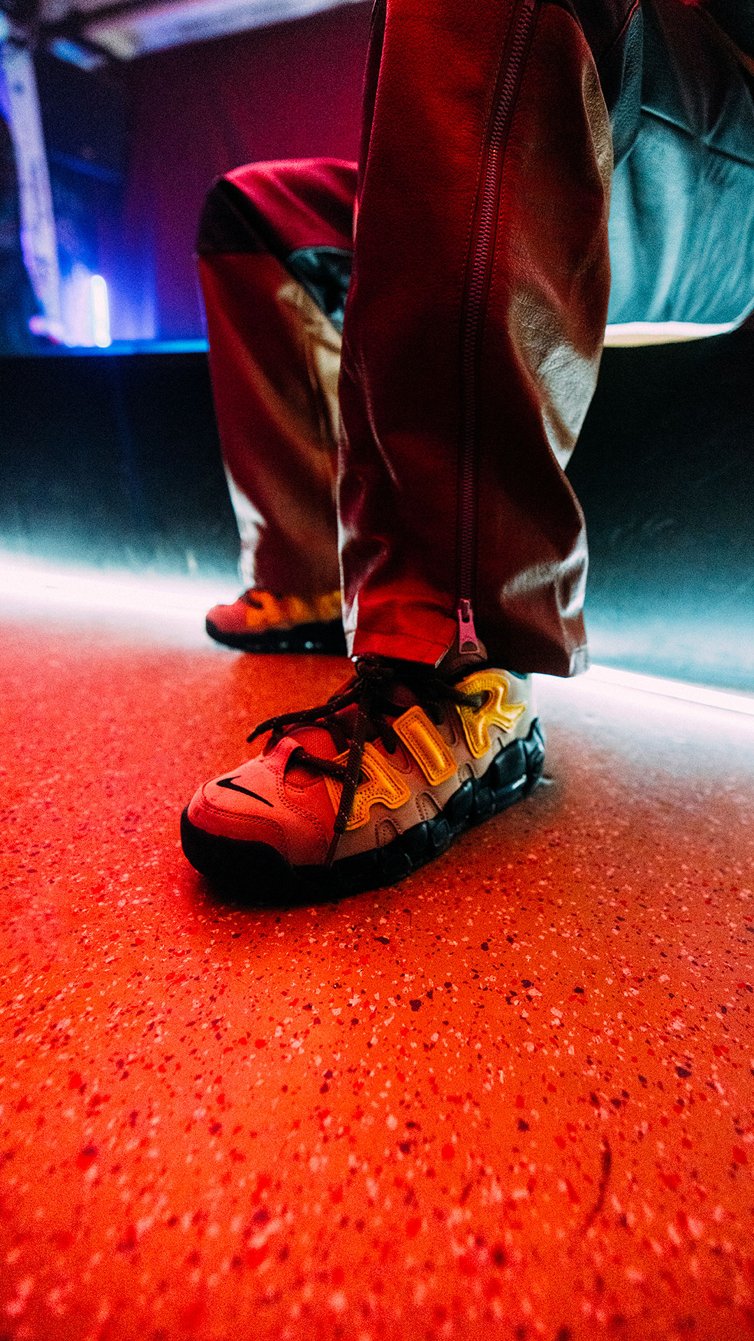 Street SNKRS : AMBUSH Nite Sport 