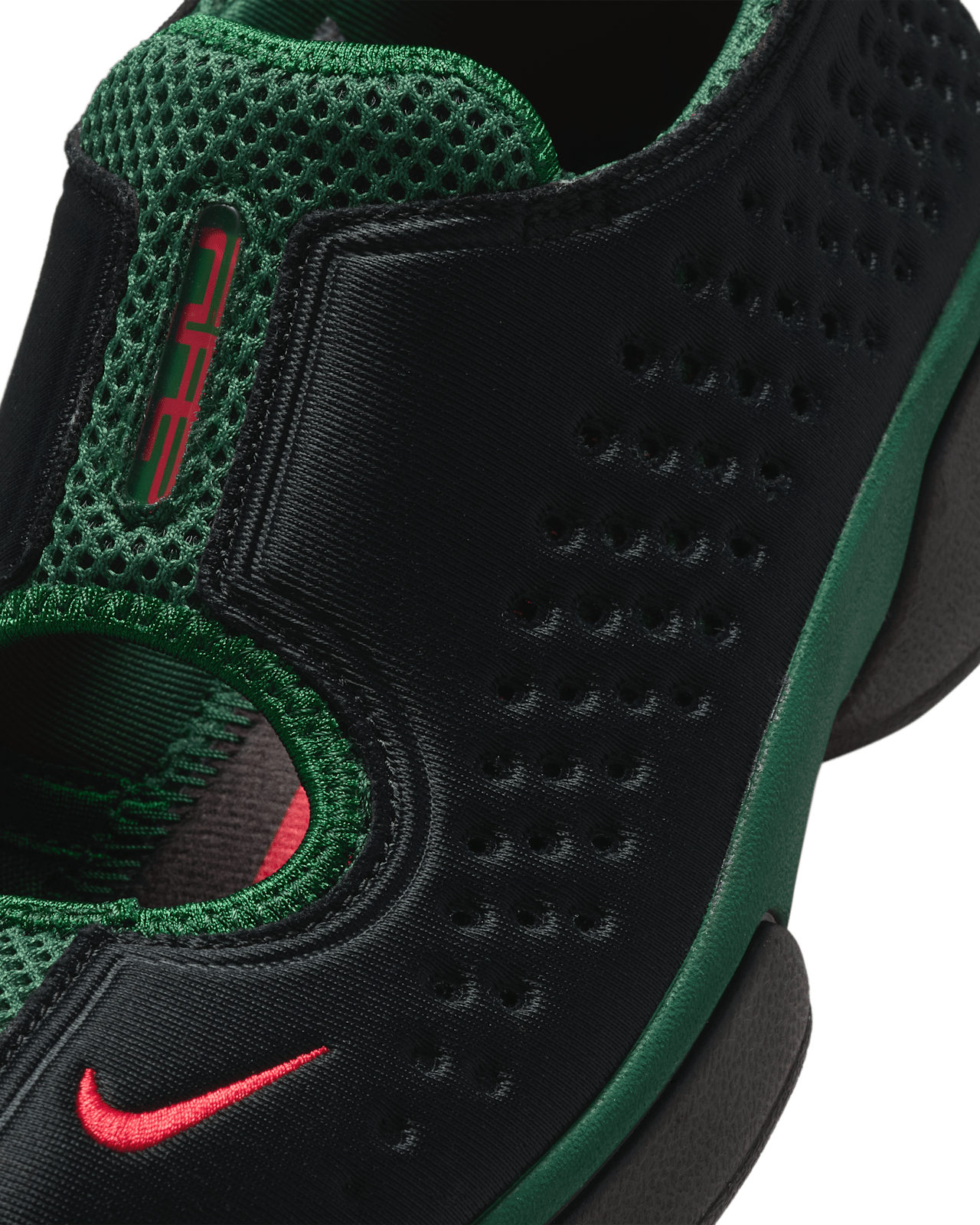 Data de llançament de les Rift 2 "Black and Tm Dark Green" per a dona (IQ8006-002)