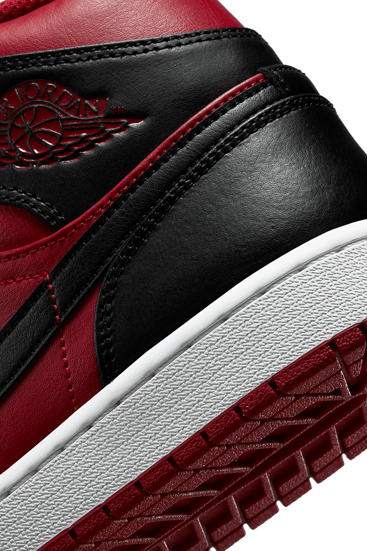 Air Jordan 1 Mid 'Gym Red and Black' (554724-660) Release Date