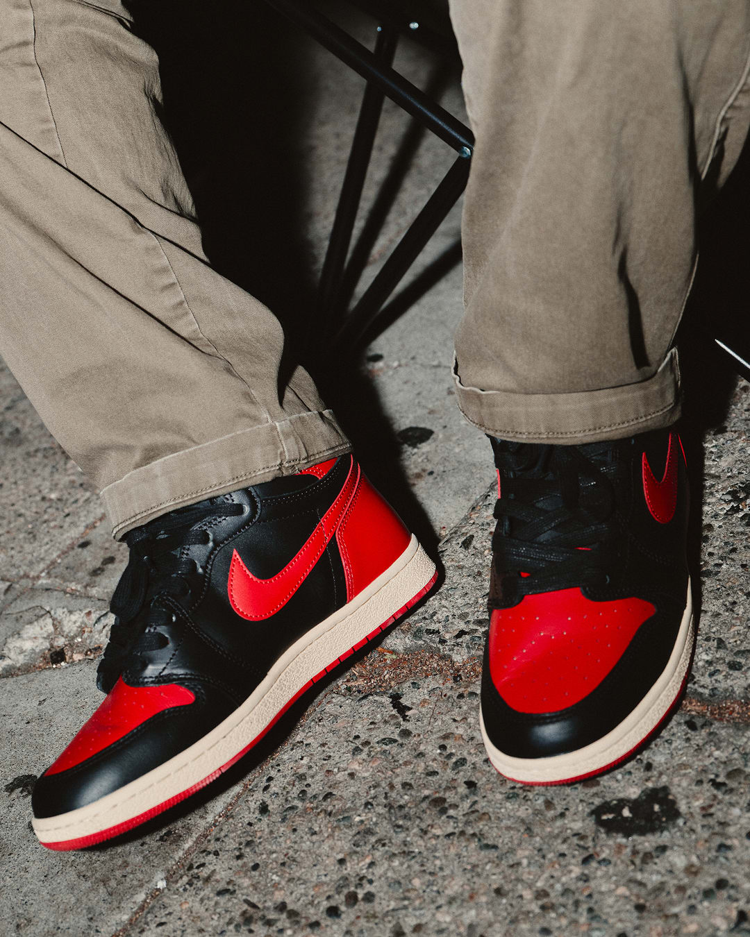 Street SNKRS: AJ4 "TORO BRAVO" X SHOE PALACE