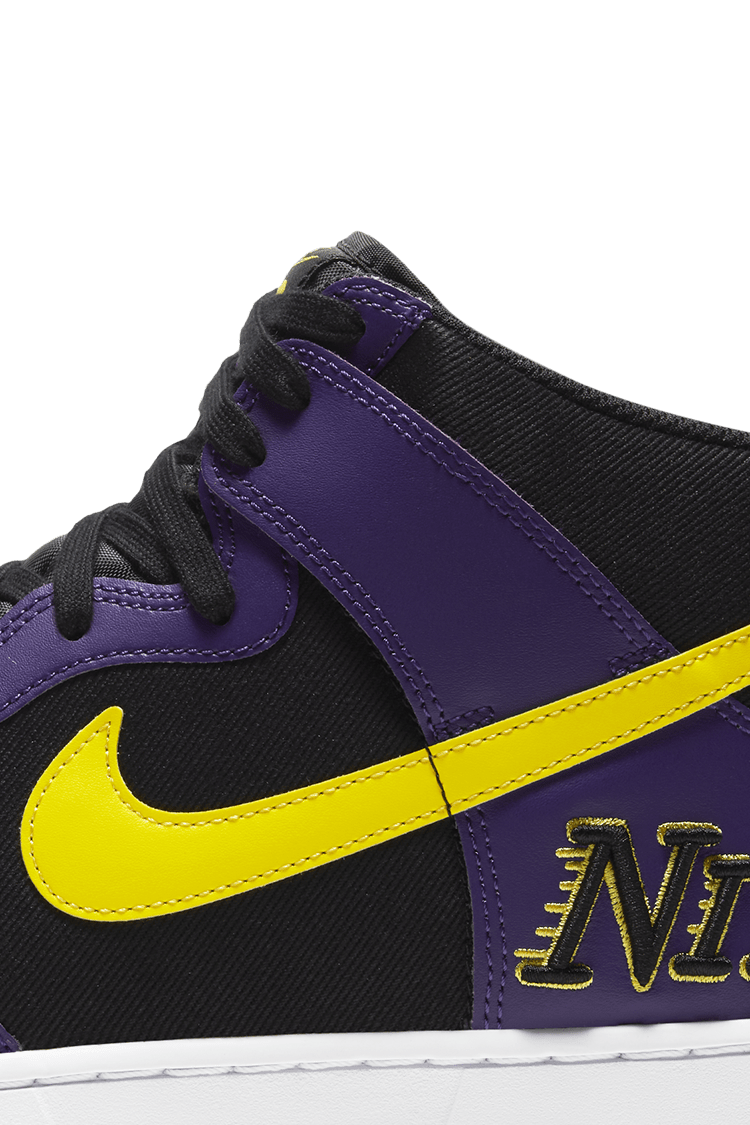 วันเปิดตัว Dunk High “Court Purple”