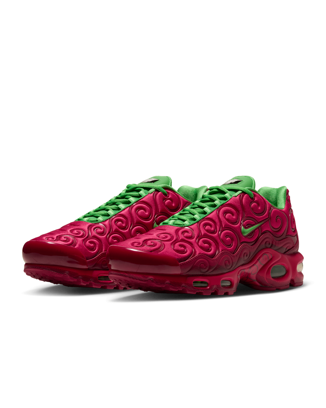 Somewhere: Nike x One Piece SNKRS Pass Details