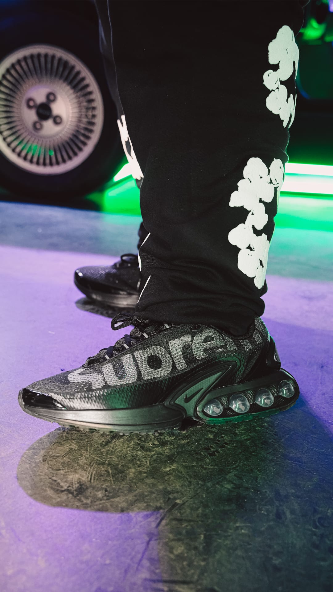 Street SNKRS: London DN Car Boot