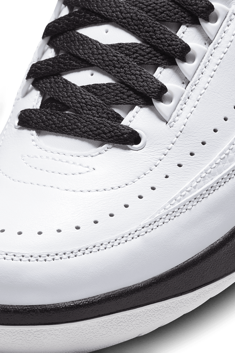 วันเปิดตัว Air Jordan 2 "Chicago" ผู้หญิง (DX4400-106)