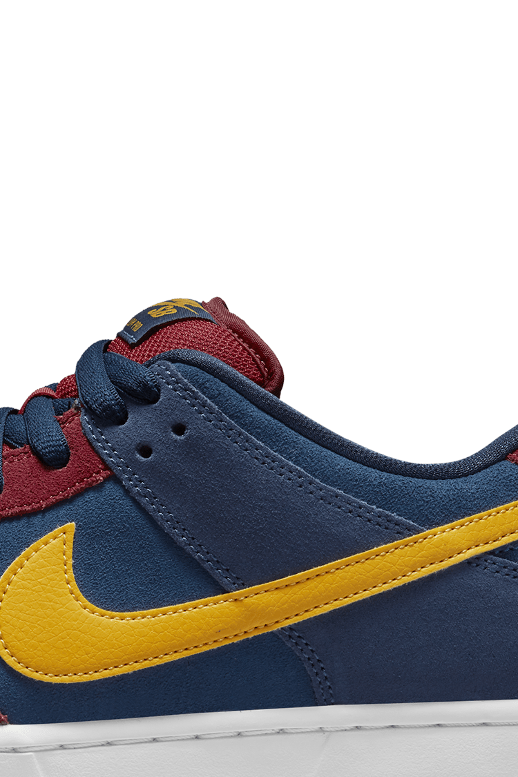 【NIKE公式】SB ダンク LOW プロ 'Barcelona' (DJ0606-400 / NIKE SB DUNK LOW PRO PRM)