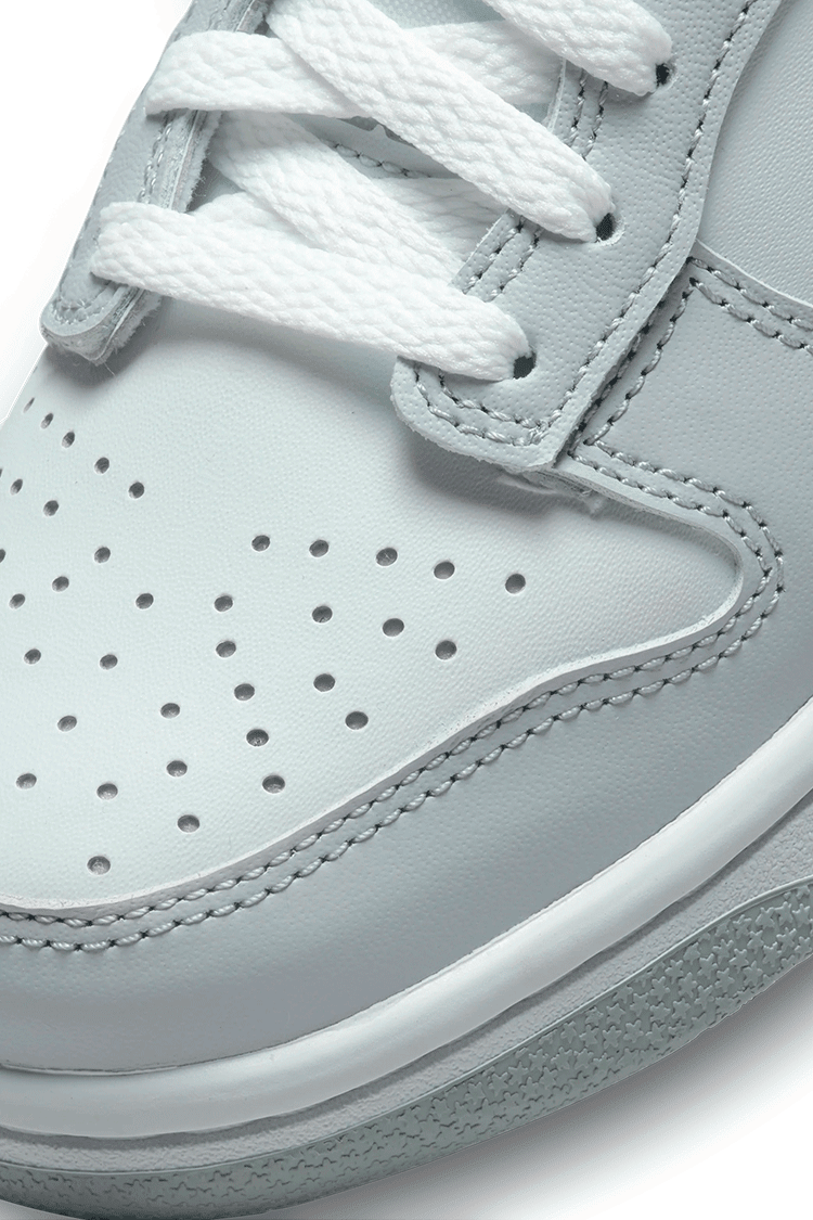 Big Kids' Dunk Low 'Pure Platinum' (DH9765-001) Release Date