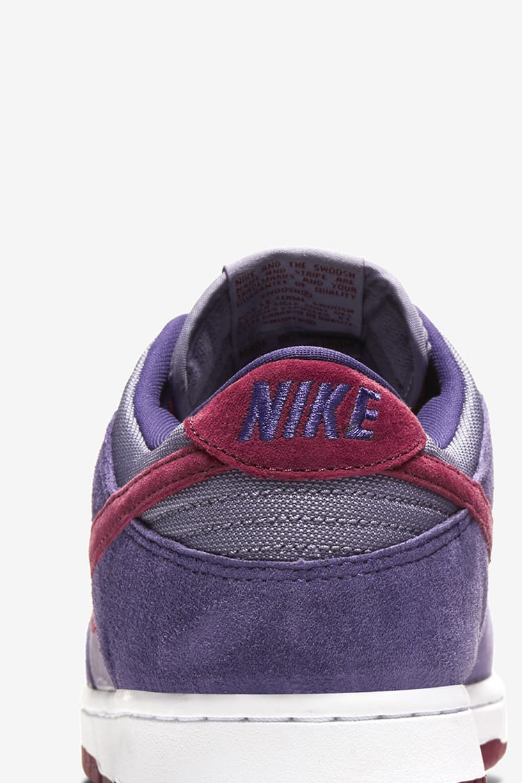 วันเปิดตัว Dunk Low "Plum" (CU1726-500)