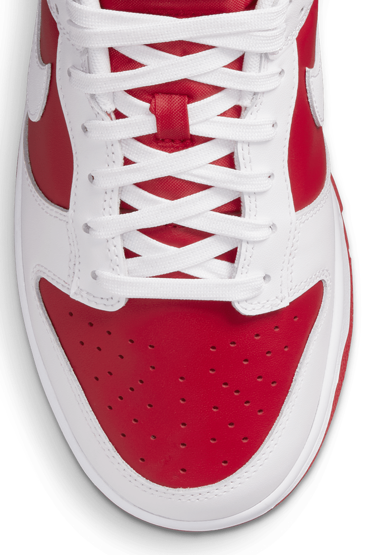 วันเปิดตัว Dunk Low “Championship Red”