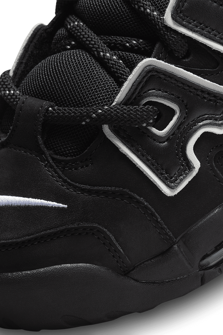 วันเปิดตัว Air More Uptempo Low x AMBUSH "Black and White" (FB1299-001)