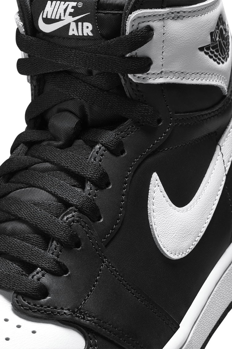 วันเปิดตัว Air Jordan 1 High OG "Black/White" (DZ5485-010)