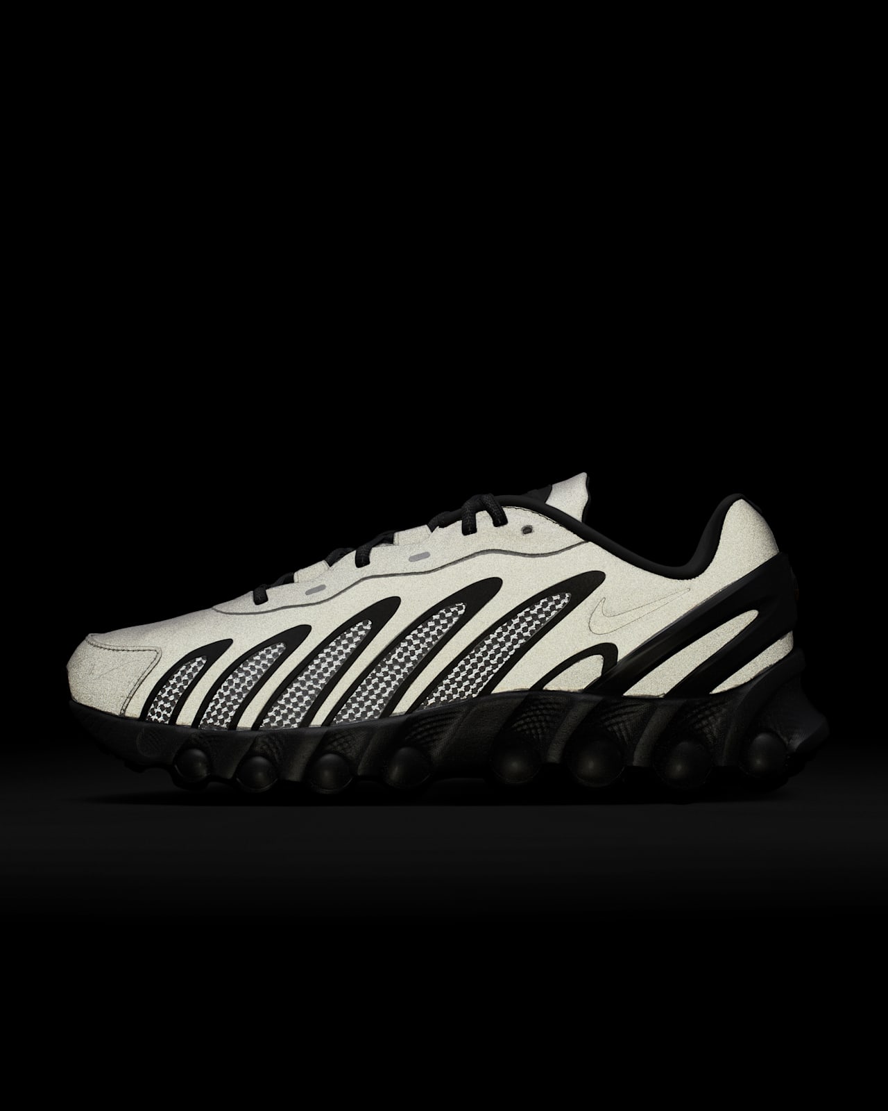 Lanseringsdato for Air Max Dn «Metallic Silver and Black» (IM0700-001)