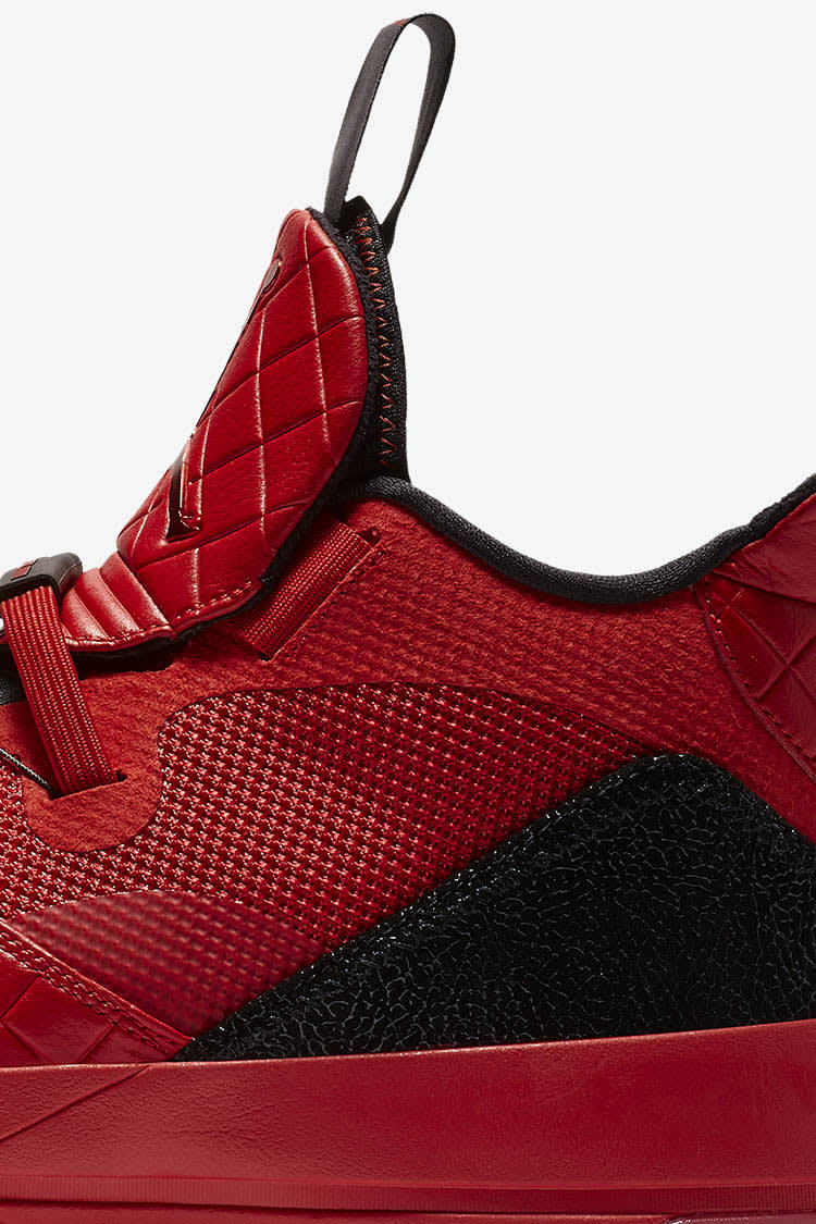 Air Jordan 33 'University Red' Release Date