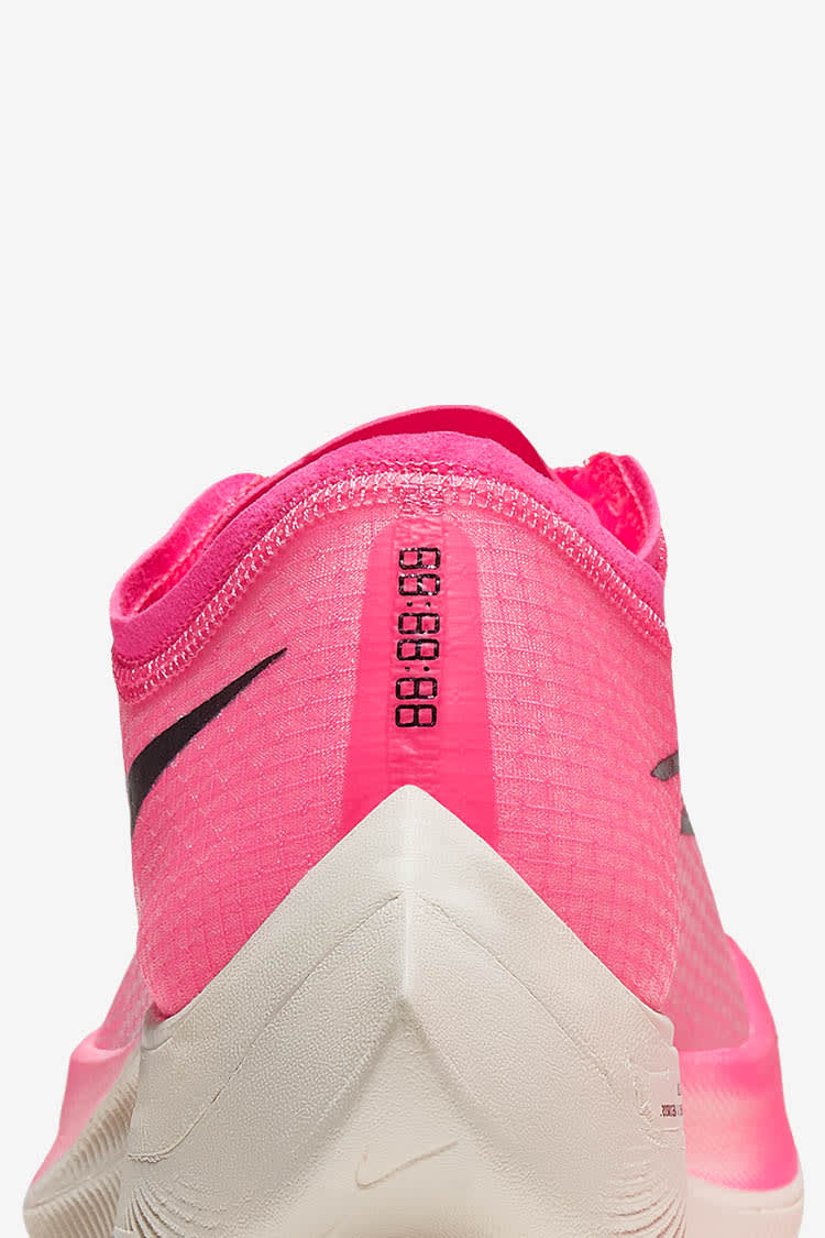 Pink 'vaporfly next best sale