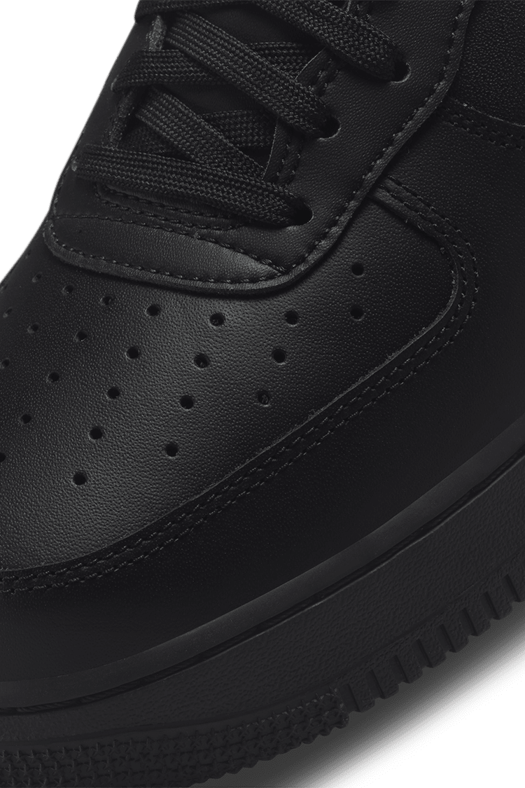 Air Force 1 '07 „Fekete” (DM0211-001) – megjelenési dátum