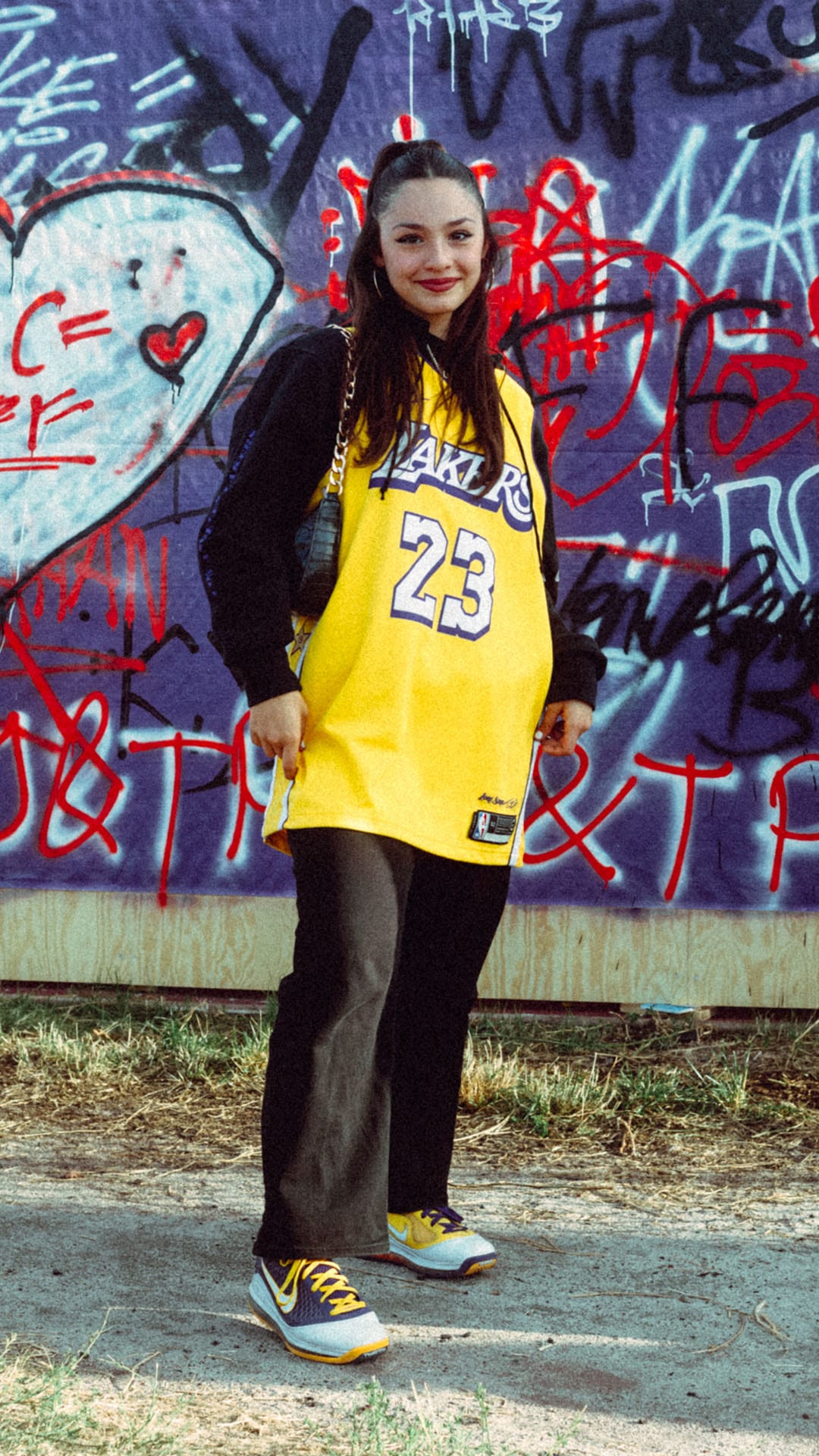 【NIKE公式】Street SNKRS：セントラル