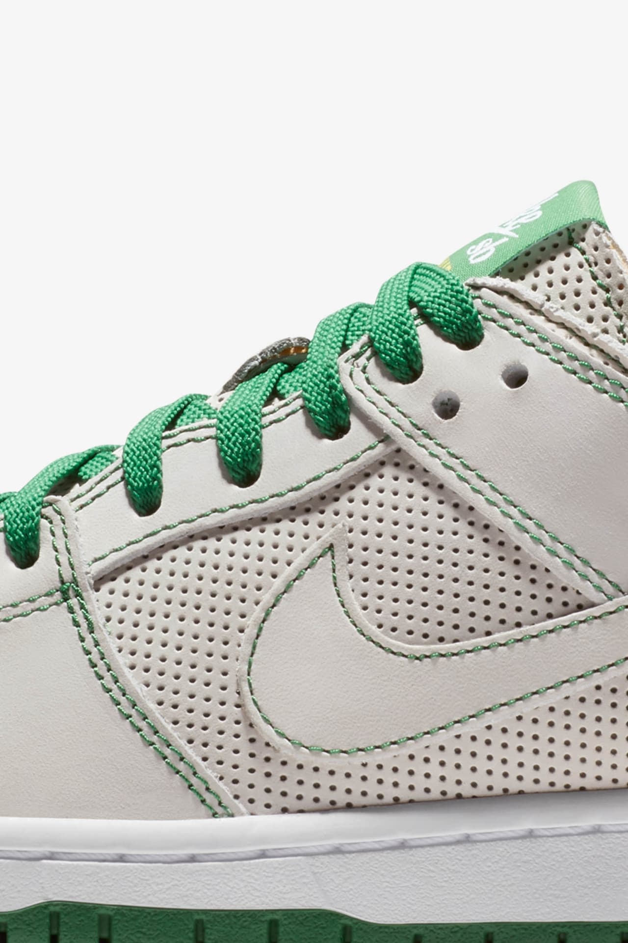 Nike SB Decon Dunk Low x Ishod Wair 'Mismatch' Release Date