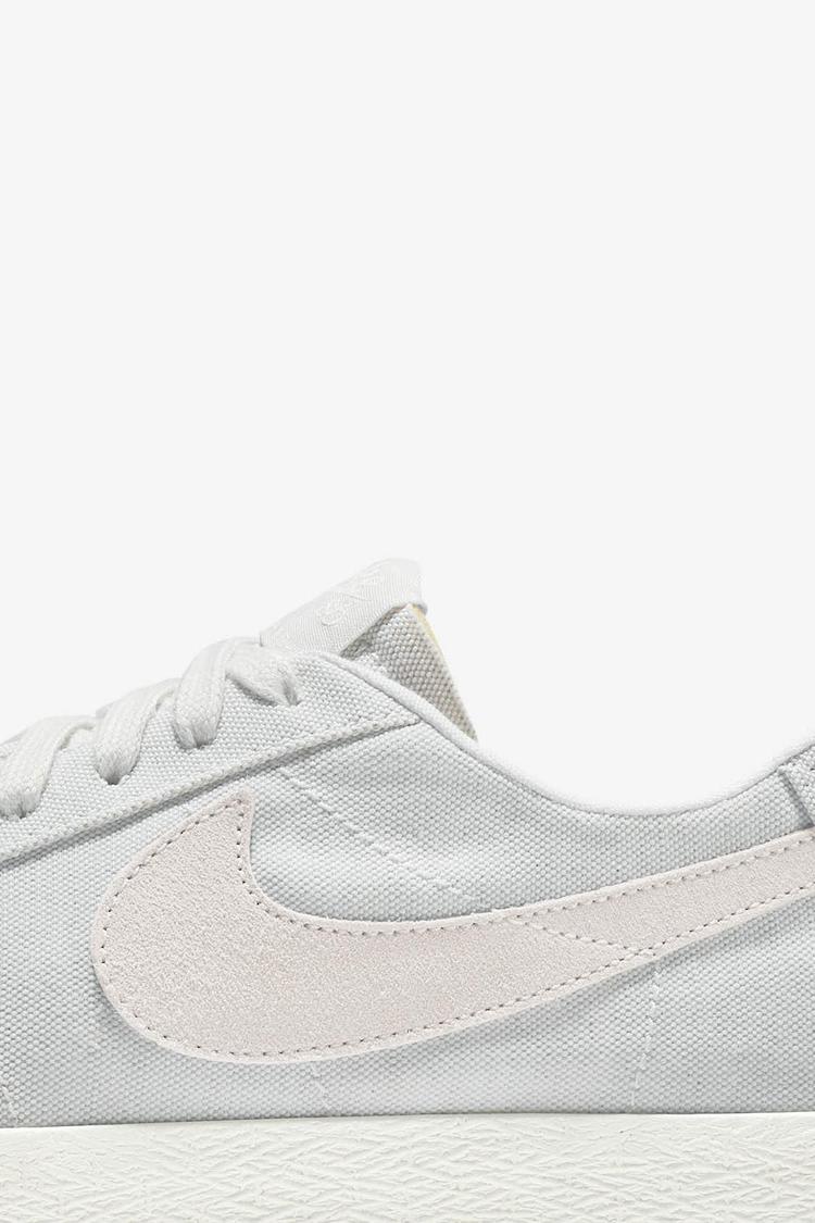 Nike SB Zoom Blazer Low 'English Rose' Release Date